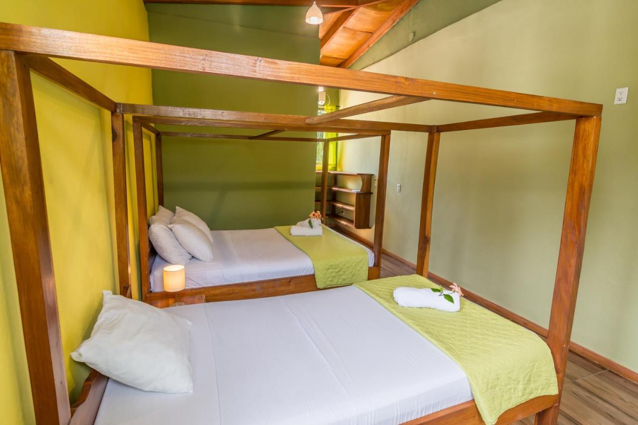 Sea Tower Hotel Puerto Viejo de Talamanca Buitenkant foto